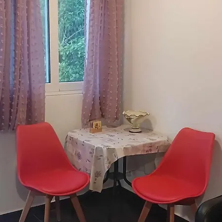 Tsampikas House Apartment